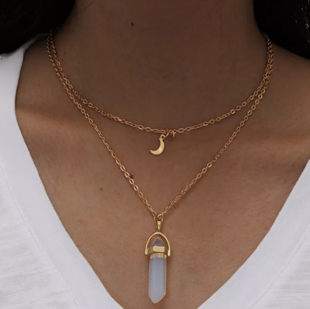 ๐4/$25๐New Boho Geometric Moon Stone Necklace - Picture 2 of 3